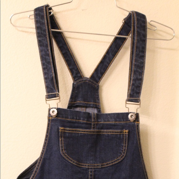 MODCLOTH Overall Shorts - Picture 4 of 5